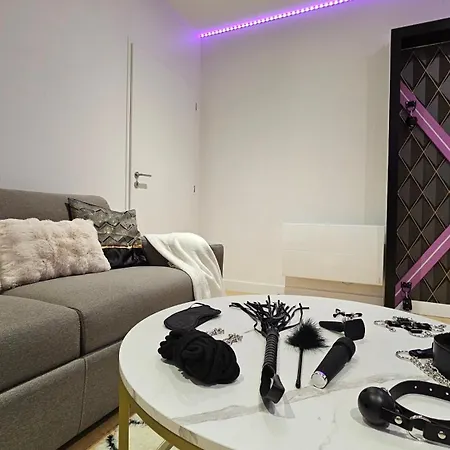 Diamond'suite Loveroom&spa44 *